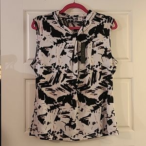 Tahari sleeveless printed work blouse